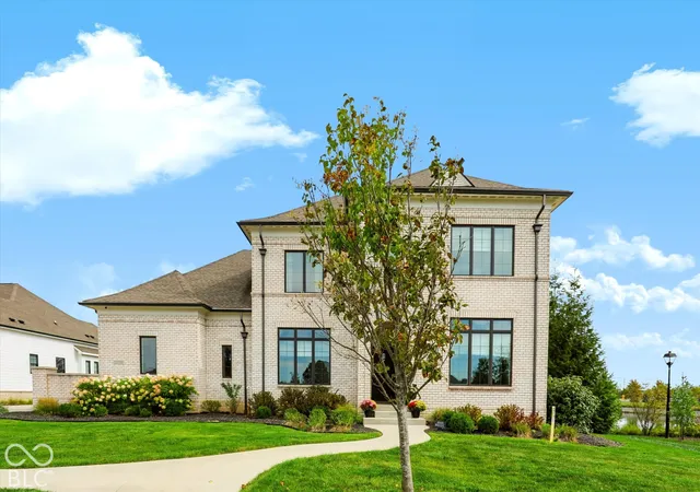 Photo 4 of Single family home for sale at 15759 Nocturne Dr, Westfield, IN 46074 | MLS# 22122758 | Listing updated on 2026-10-27