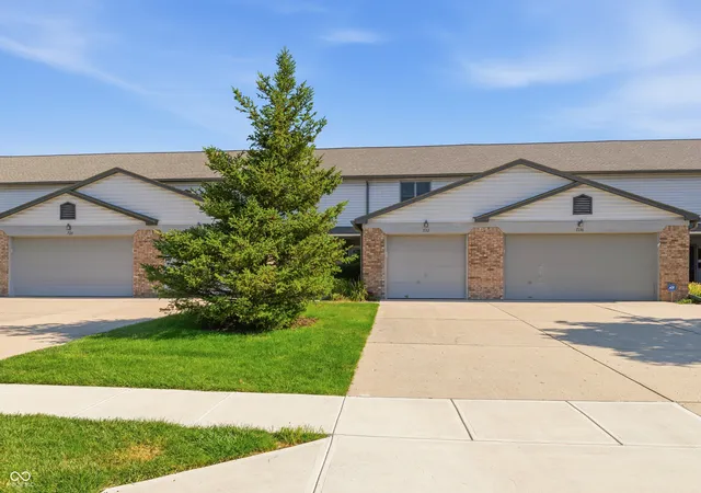 Photo 2 of Sale Pending at 7132 Sea Pine Dr, Indianapolis, IN 46250 | MLS# 22122760 | Listing updated on 2026-10-06