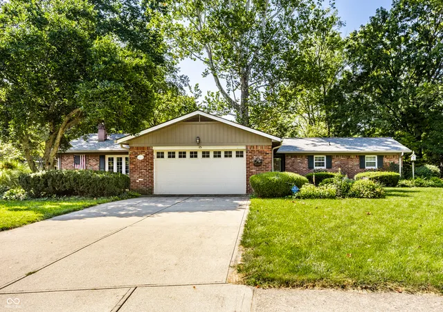 Photo 2 of Single family home for sale at 7990 Hoover Ct, Indianapolis, IN 46260 | MLS# 22122777 | Listing updated on 2026-09-01