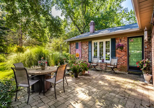 Photo 3 of Single family home for sale at 7990 Hoover Ct, Indianapolis, IN 46260 | MLS# 22122777 | Listing updated on 2026-09-01