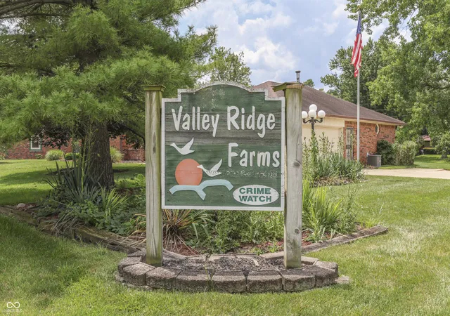 Photo 2 of Single family home for sale at 8220 Forward Pass Rd, Indianapolis, IN 46217 | MLS# 22122798 | Listing updated on 2026-09-24