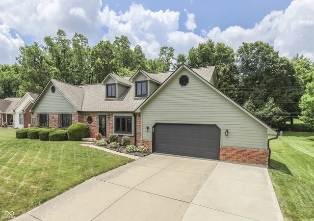Photo 3 of Single family home for sale at 8220 Forward Pass Rd, Indianapolis, IN 46217 | MLS# 22122798 | Listing updated on 2026-09-24