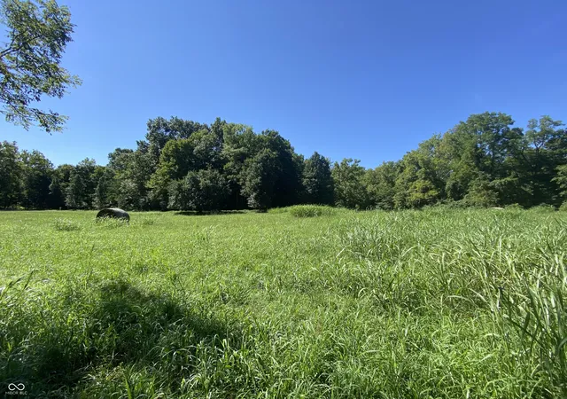 Photo 2 of Sale Pending at 00 Sichting Rd, Martinsville, IN 46151 | MLS# 22122815 | Listing updated on 2026-08-28
