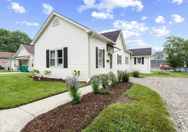 Single family home for sale at 649 Young, Franklin, IN 46131 | MLS# 22122839