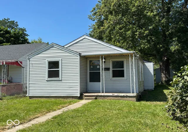 Photo 1 of Single family home for sale at 2203 S Biltmore Ave, Muncie, IN 47302 | MLS# 22122842 | Listing updated on 2026-10-08