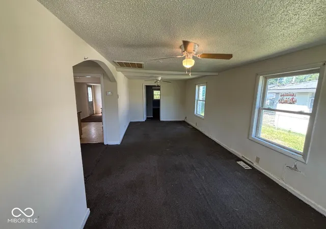 Photo 4 of Single family home for sale at 2203 S Biltmore Ave, Muncie, IN 47302 | MLS# 22122842 | Listing updated on 2026-10-08