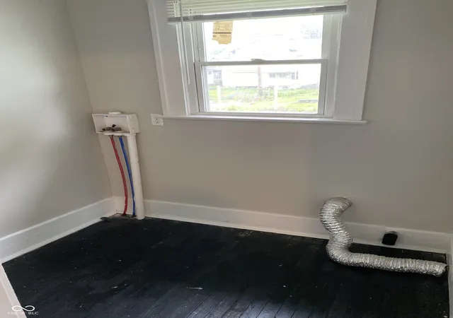 Photo 20 of Sale Pending at 850 N Dearborn St, Indianapolis, IN 46201 | MLS# 22122867 | Listing updated on 2026-09-02