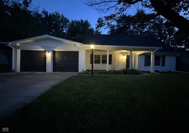 Photo 42 of Single family home for sale at 370 Winding Wy, Carmel, IN 46032 | MLS# 22122884 | Listing updated on 2026-08-31