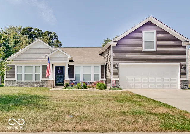 Photo 1 of Single family home for sale at 5742 Deer Valley Ct, Columbus, IN 47201 | MLS# 22122895 | Listing updated on 2026-09-22