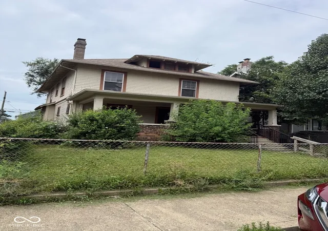 Photo 1 of Single family home for sale at 2942 Broadway, Indianapolis, IN 46205 | MLS# 22122899 | Listing updated on 2026-09-01