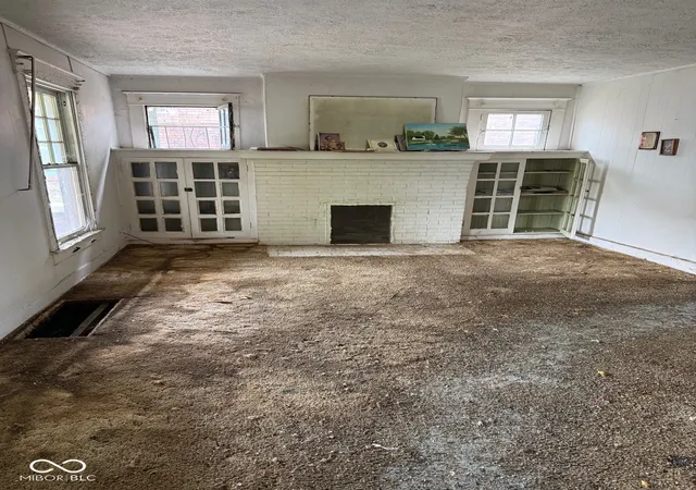 Photo 10 of Single family home for sale at 2942 Broadway, Indianapolis, IN 46205 | MLS# 22122899 | Listing updated on 2026-09-01