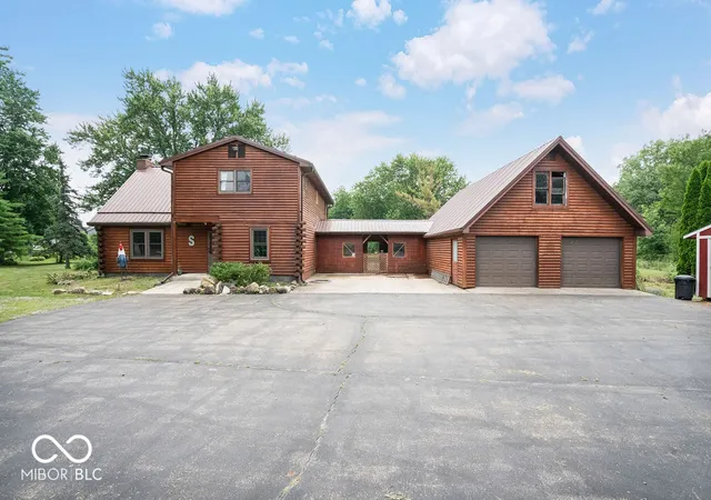 Photo 1 of Single family home for sale at 111 N Main St, Amboy, IN 46911 | MLS# 22122906 | Listing updated on 2026-08-28