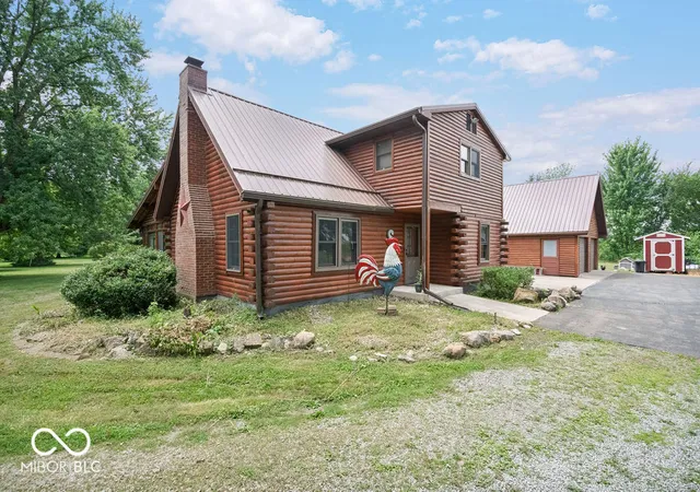 Photo 2 of Single family home for sale at 111 N Main St, Amboy, IN 46911 | MLS# 22122906 | Listing updated on 2026-08-28