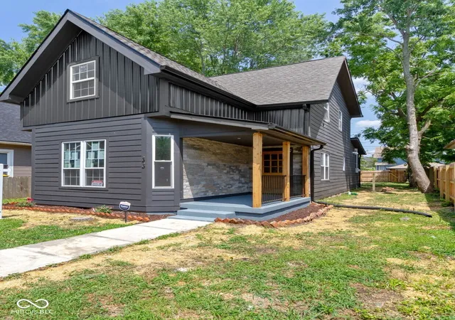 Photo 1 of Single family home for sale at 33 N Gray St, Indianapolis, IN 46201 | MLS# 22122917 | Listing updated on 2026-08-31