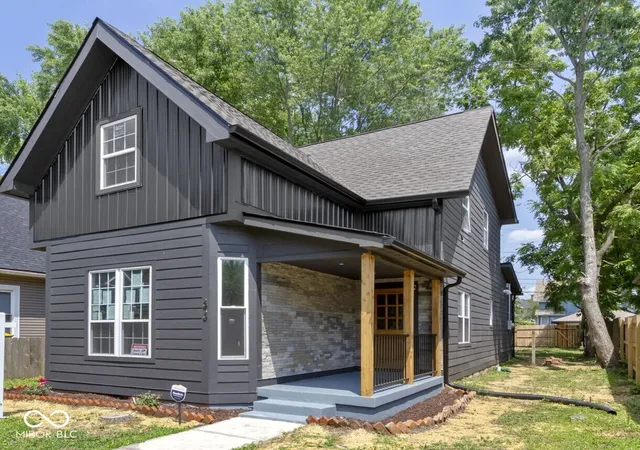 Photo 2 of Single family home for sale at 33 N Gray St, Indianapolis, IN 46201 | MLS# 22122917 | Listing updated on 2026-08-31