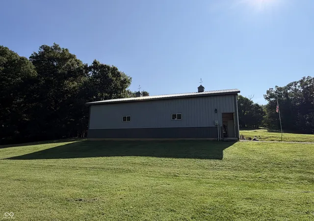 Photo 3 of Single family home for sale at 7424 W County Road 375 S, French Lick, IN 47432 | MLS# 22122923 | Listing updated on 2026-10-08
