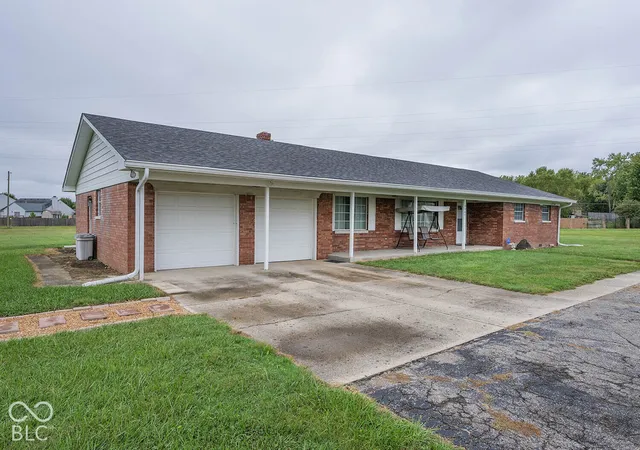 Photo 2 of Sale Pending at 4445 Five Points, Indianapolis, IN 46239 | MLS# 22122930 | Listing updated on 2026-10-01