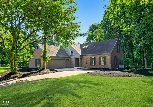 Photo 1 of Single family home for sale at 1115 Indianpipe Ln, Zionsville, IN 46077 | MLS# 22122931 | Listing updated on 2026-08-30