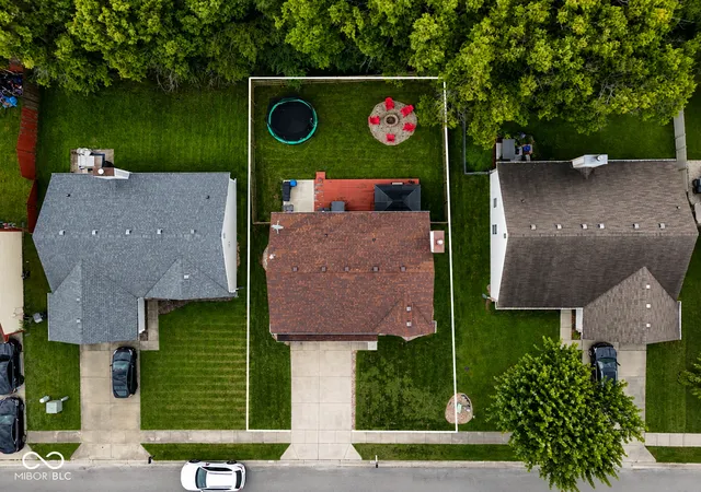 Photo 2 of Single family home for sale at 4335 Mulligan Wy, Indianapolis, IN 46268 | MLS# 22122988 | Listing updated on 2026-10-08