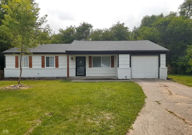 Photo 1 of Single family home for sale at 9445 Burrwood Cir, Indianapolis, IN 46235 | MLS# 22123003 | Listing updated on 2026-09-02