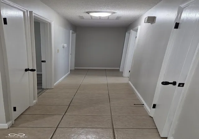 Photo 3 of Single family home for sale at 9445 Burrwood Cir, Indianapolis, IN 46235 | MLS# 22123003 | Listing updated on 2026-09-02