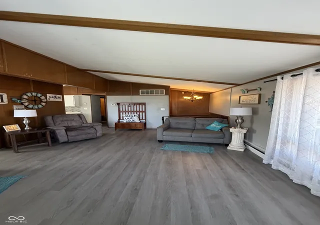 Photo 3 of Single family home for sale at 1515 Liberty St, Covington, IN 47932 | MLS# 22123004 | Listing updated on 2026-10-04