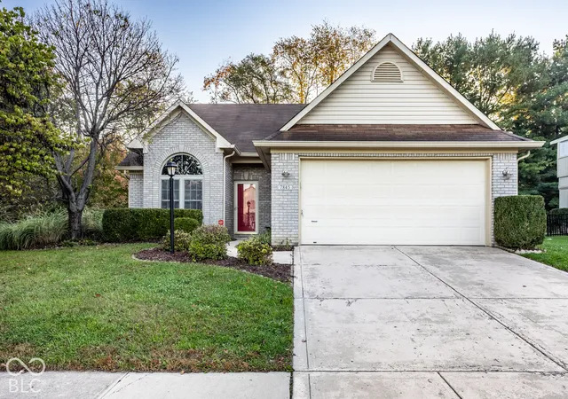 Single family home for sale at 7845 Shannon Lakes Wy, Indianapolis, IN 46217 | MLS# 22123018