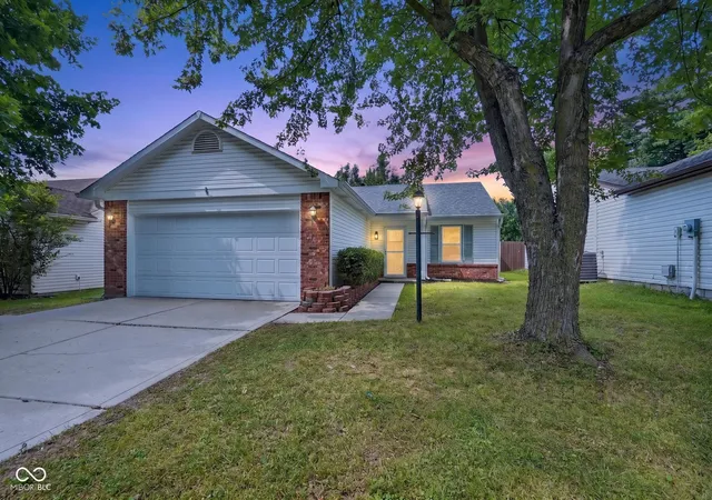 Photo 1 of Single family home for sale at 3026 S Temple Ave, Indianapolis, IN 46237 | MLS# 22123047 | Listing updated on 2026-08-30