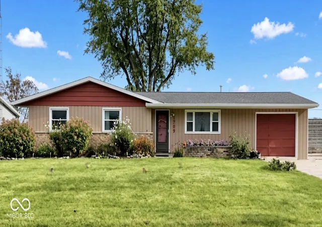 Photo 1 of Single family home for sale at 1709 W Woodmont, Muncie, IN 47304 | MLS# 22123054 | Listing updated on 2026-08-30