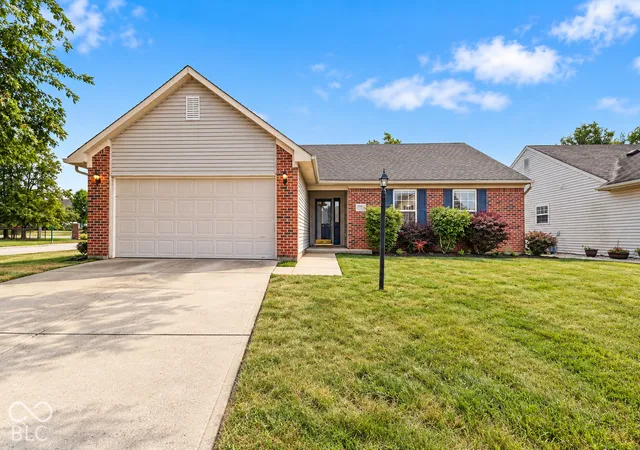 Photo 1 of Single family home for sale at 8343 Crosser Dr, Indianapolis, IN 46237 | MLS# 22123055 | Listing updated on 2026-10-28