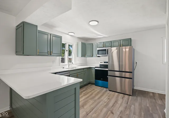 Photo 5 of Single family home for sale at 147 W Birch St, Alexandria, IN 46001 | MLS# 22123074 | Listing updated on 2026-08-28