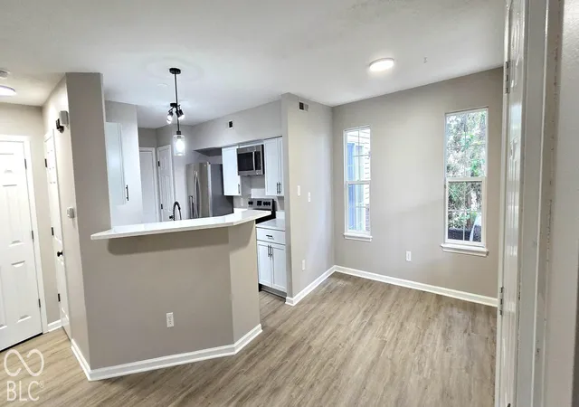 Photo 3 of Condo for sale at 4950 Potomac Square Wy #4, Indianapolis, IN 46268 | MLS# 22123080 | Listing updated on 2026-09-23