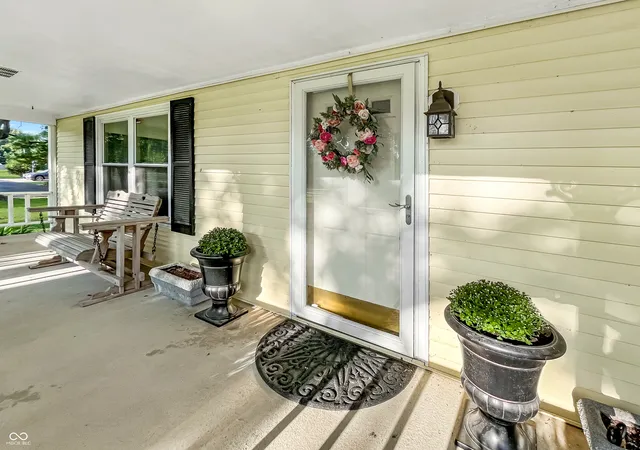 Photo 3 of Single family home for sale at 2536 Tansel Rd, Indianapolis, IN 46234 | MLS# 22123089 | Listing updated on 2026-10-06