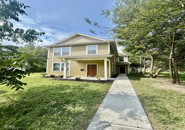 Photo 1 of Condo for sale at 924 N Oakland Ave, Indianapolis, IN 46201 | MLS# 22123093 | Listing updated on 2026-08-28