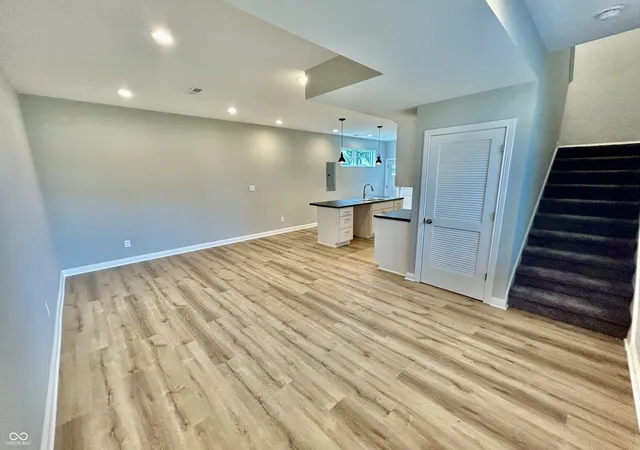 Photo 3 of Condo for sale at 924 N Oakland Ave, Indianapolis, IN 46201 | MLS# 22123093 | Listing updated on 2026-08-28