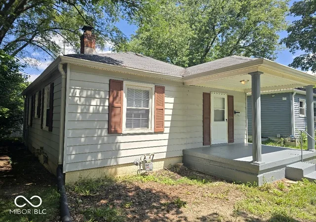 Photo 2 of Single family home for sale at 4646 Farrington Ave, Indianapolis, IN 46201 | MLS# 22123103 | Listing updated on 2026-08-28