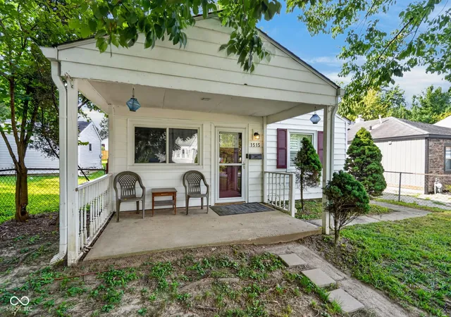 Photo 2 of Single family home for sale at 1515 E Mills Ave, Indianapolis, IN 46227 | MLS# 22123114 | Listing updated on 2026-08-28