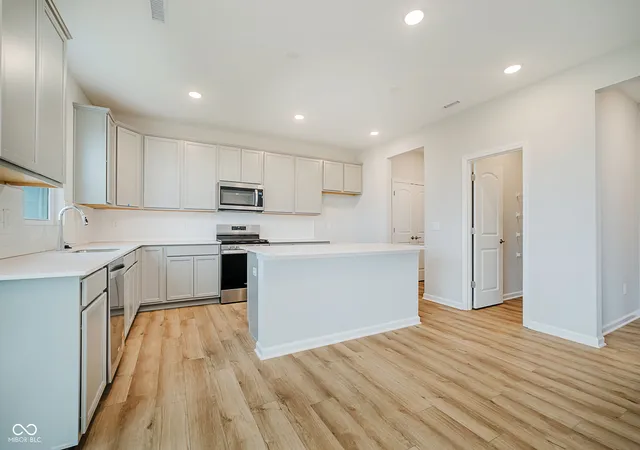 Photo 3 of Single family home for sale at 7864 Harmony Dr, Avon, IN 46123 | MLS# 22123129 | Listing updated on 2026-09-23