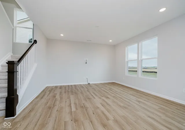 Photo 4 of Single family home for sale at 7864 Harmony Dr, Avon, IN 46123 | MLS# 22123129 | Listing updated on 2026-09-23