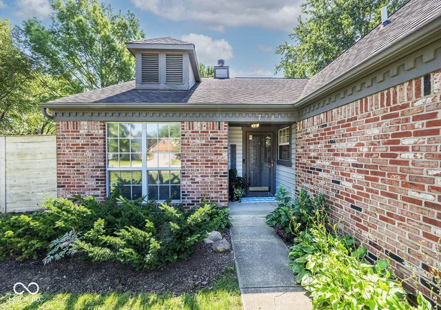 Photo 4 of Single family home for sale at 7781 Jamestown South Dr, Fishers, IN 46038 | MLS# 22123155 | Listing updated on 2026-09-25