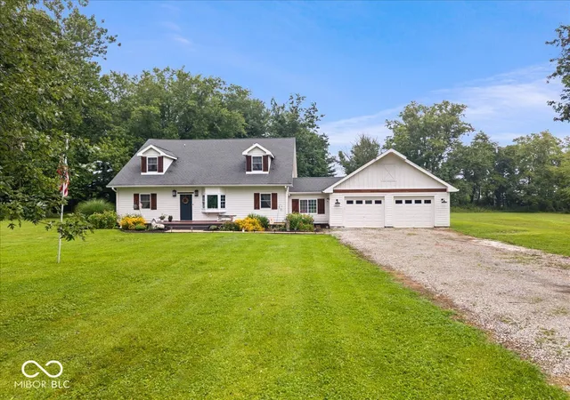 Photo 1 of Single family home for sale at 16816 Eagletown Rd, Westfield, IN 46074 | MLS# 22123162 | Listing updated on 2026-09-29