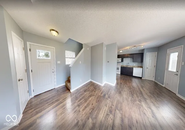 Photo 4 of Single family home for sale at 13227 N Becks Grove Dr, Camby, IN 46113 | MLS# 22123190 | Listing updated on 2026-09-24
