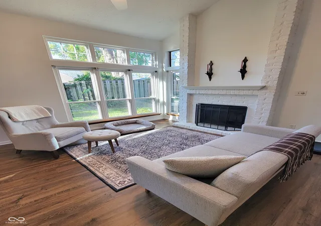 Photo 3 of Condo for sale at 6543 Wandsworth Cir, Indianapolis, IN 46250 | MLS# 22123199 | Listing updated on 2026-09-08