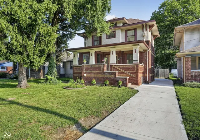 Photo 1 of Single family home for sale at 5960 Oak Ave, Indianapolis, IN 46219 | MLS# 22123202 | Listing updated on 2026-09-04
