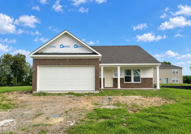 Photo 1 of Single family home for sale at 2023 Sandhill Dr, Seymour, IN 47274 | MLS# 22123212 | Listing updated on 2026-10-03