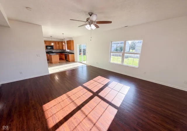 Photo 3 of Single family home for sale at 2899 Armaugh Dr, Brownsburg, IN 46112 | MLS# 22123213 | Listing updated on 2026-09-18