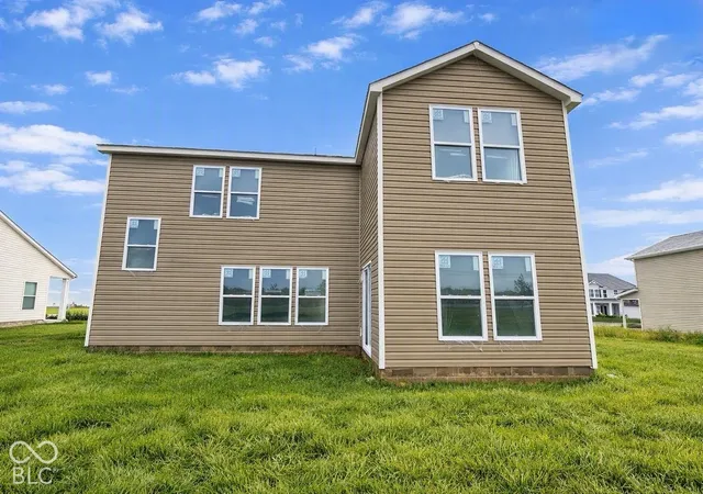 Photo 2 of Single family home for sale at 6766 Redbud Ln, Seymour, IN 47274 | MLS# 22123214 | Listing updated on 2026-10-01