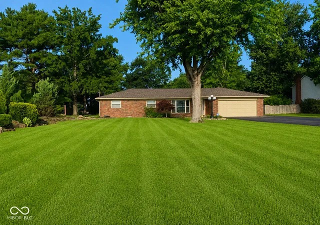 Photo 1 of Sale Pending at 1832 S 150 W, Greenfield, IN 46140 | MLS# 22123224 | Listing updated on 2026-09-16