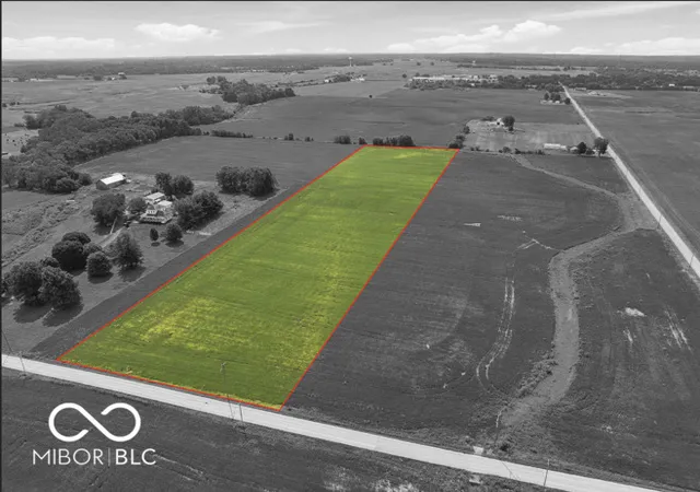 Photo 1 of Sale Pending at 2065 W County Rd 300 South Rd S, Franklin, IN 46131 | MLS# 22123268 | Listing updated on 2026-09-03