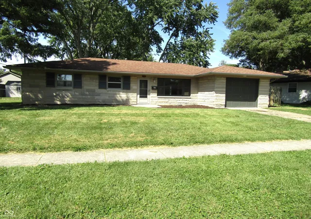 Photo 1 of Sale Pending at 128 Prairie Pkwy, Brownsburg, IN 46112 | MLS# 22123285 | Listing updated on 2026-09-22